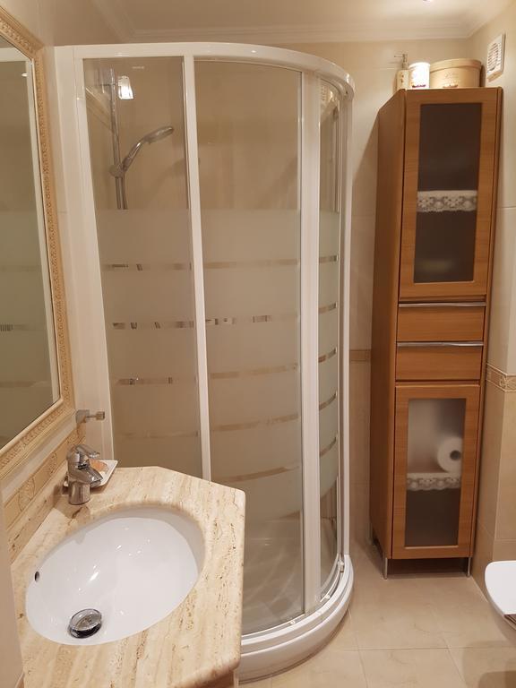 Brisas Cayetano Apartment Кадис Екстериор снимка