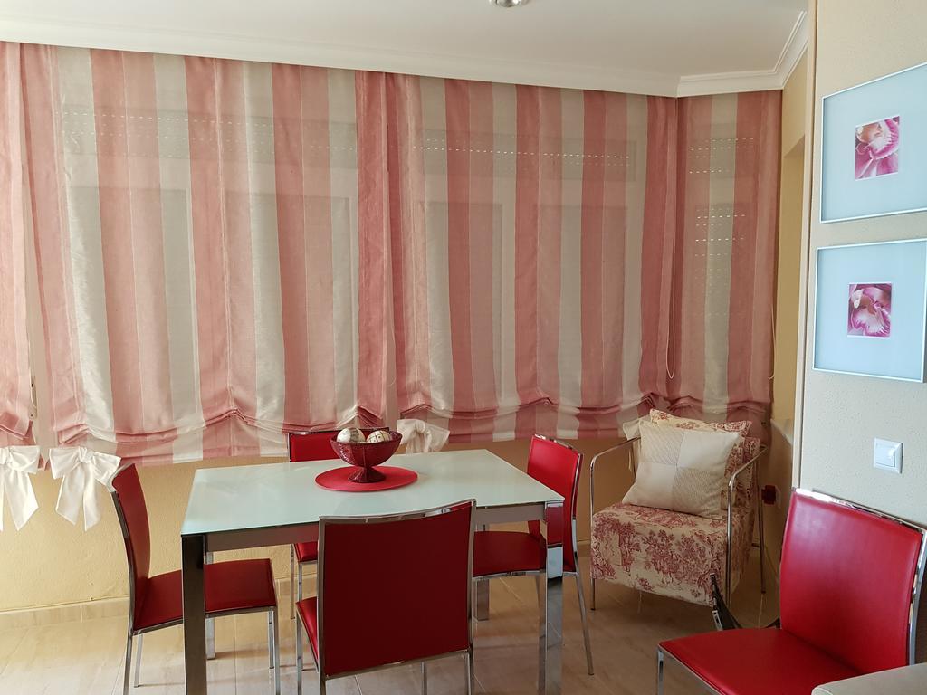 Brisas Cayetano Apartment Кадис Екстериор снимка